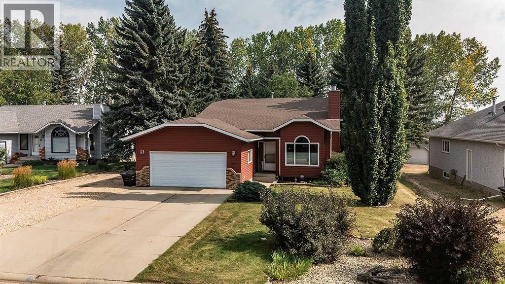 8 Petticoat Lane, Lacombe