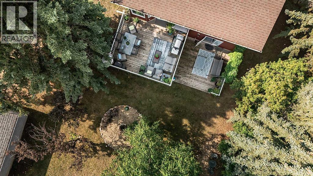 8 Petticoat Lane, Lacombe
