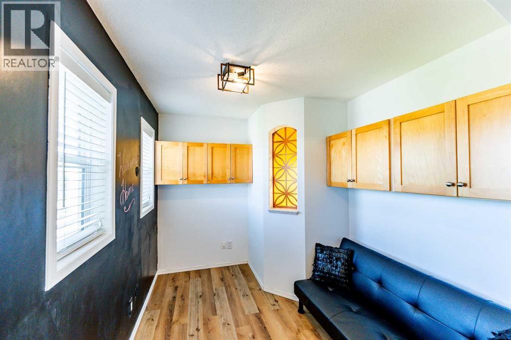 Photo 18 of 78 Kingsland Heights Se, Airdrie AB