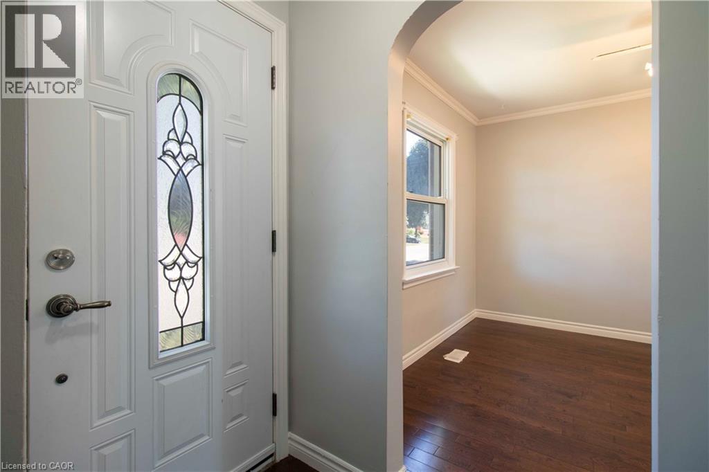 Photo 4 of 22 Nancy Street, Hamilton ON