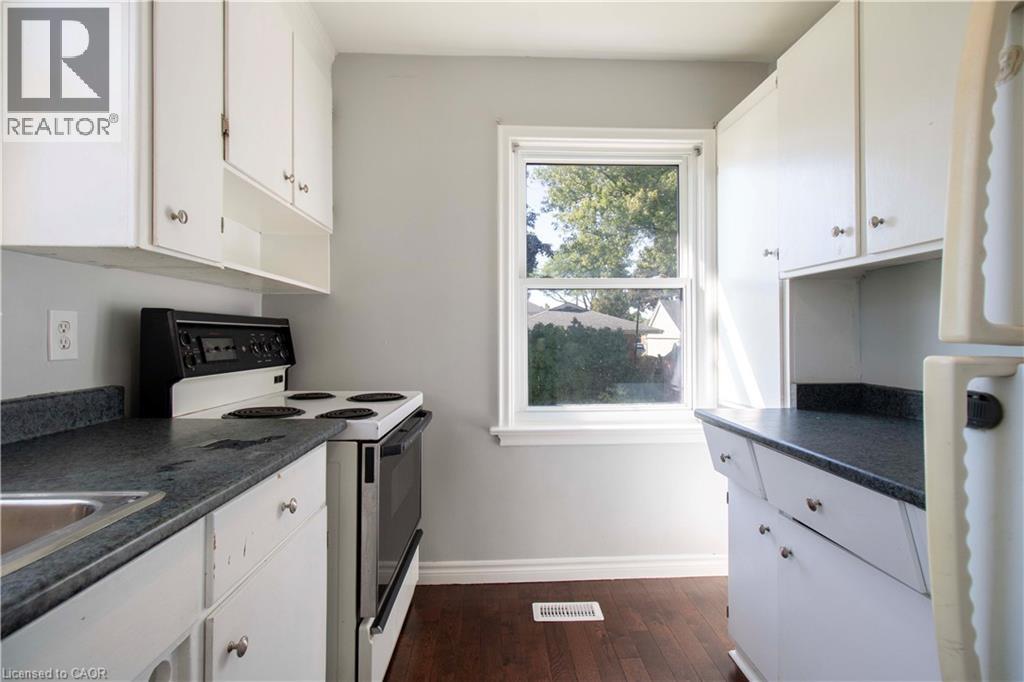 Photo 15 of 22 Nancy Street, Hamilton ON