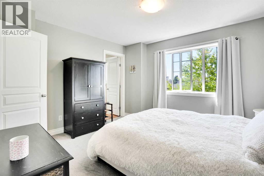 Photo 19 of 54 Cougar Ridge Mews Sw, Calgary AB