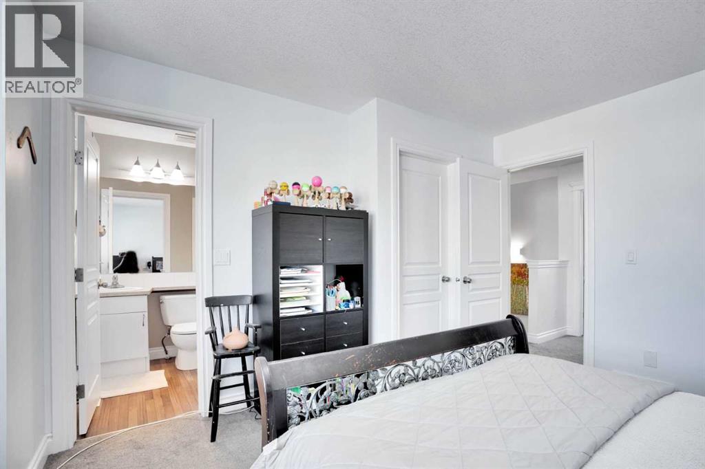 Photo 26 of 54 Cougar Ridge Mews Sw, Calgary AB