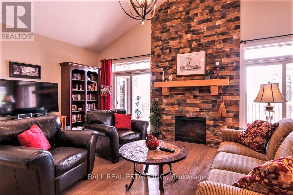 Photo 4 of 41 South Harbour Drive, Kawartha Lakes ON