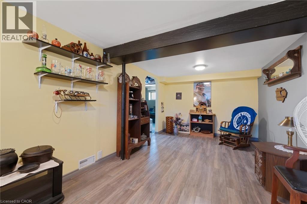 Photo 31 of 2165 Spragues Road, Cambridge ON