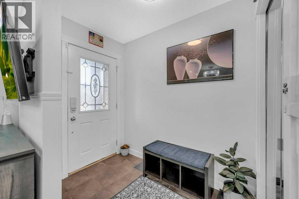 Photo 2 of 2088 Luxstone Boulevard Sw, Airdrie AB