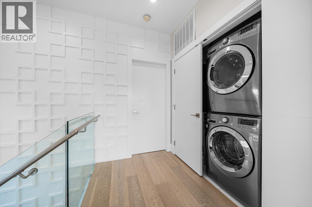 8480 13TH AVENUE, Burnaby