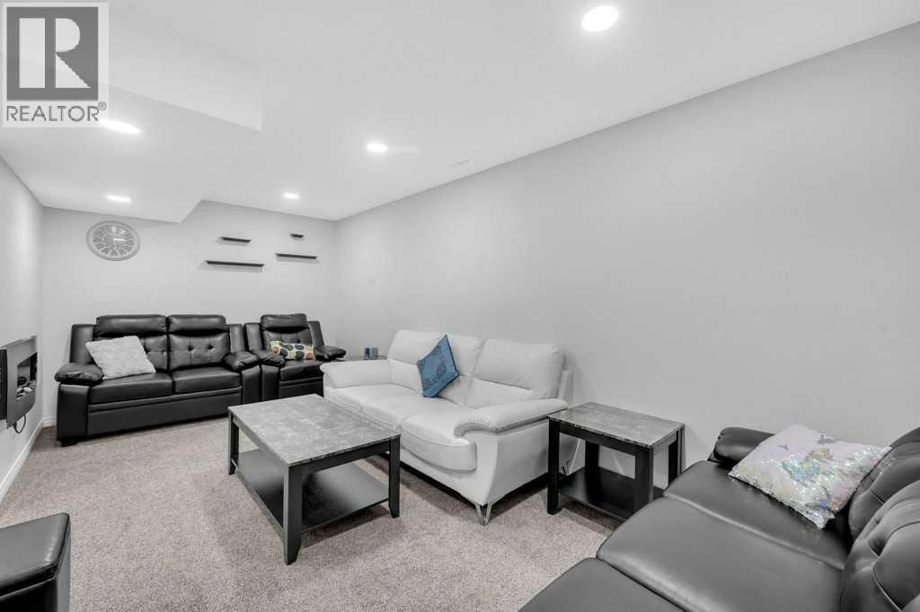 Photo 40 of 2088 Luxstone Boulevard Sw, Airdrie AB