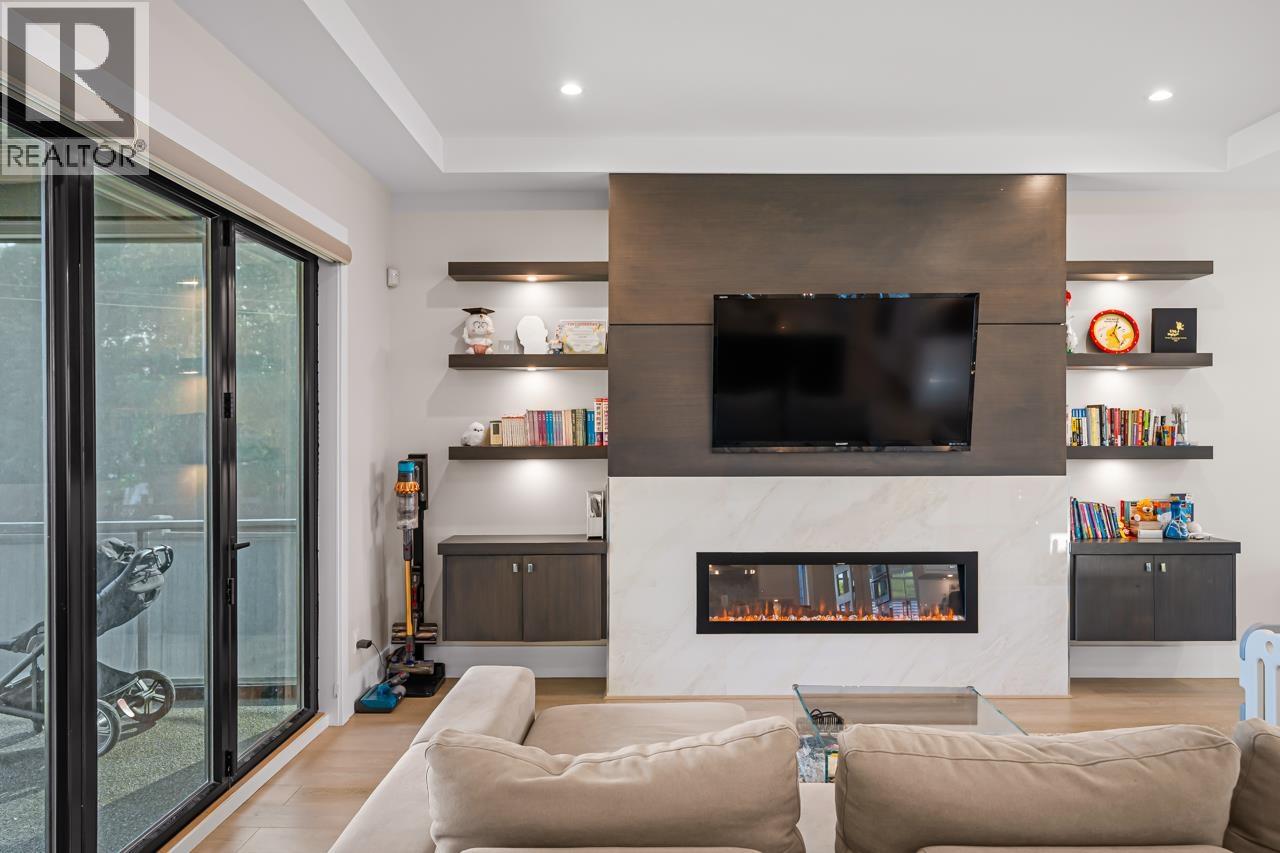 8480 13TH AVENUE, Burnaby