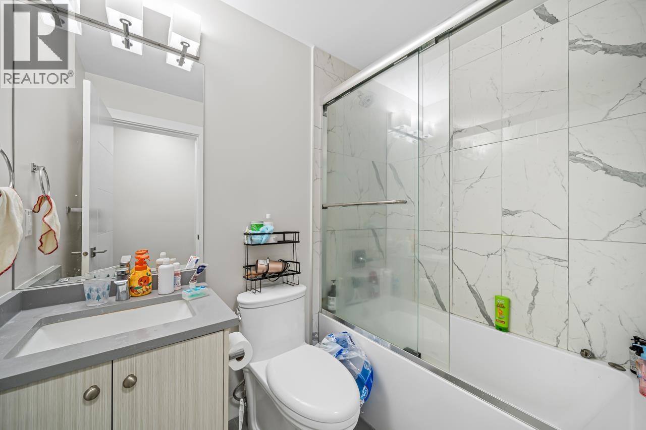 8480 13TH AVENUE, Burnaby