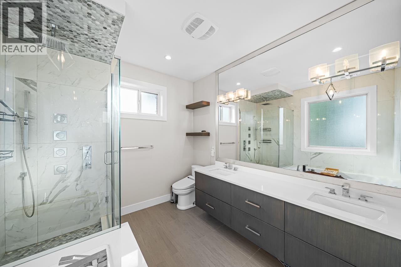 8480 13TH AVENUE, Burnaby