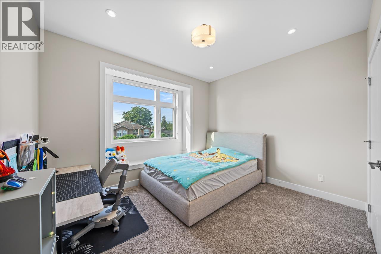 8480 13TH AVENUE, Burnaby