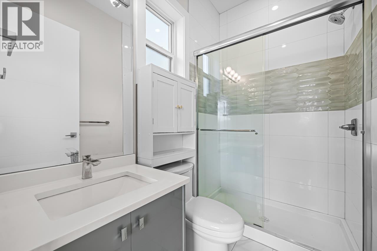 8480 13TH AVENUE, Burnaby
