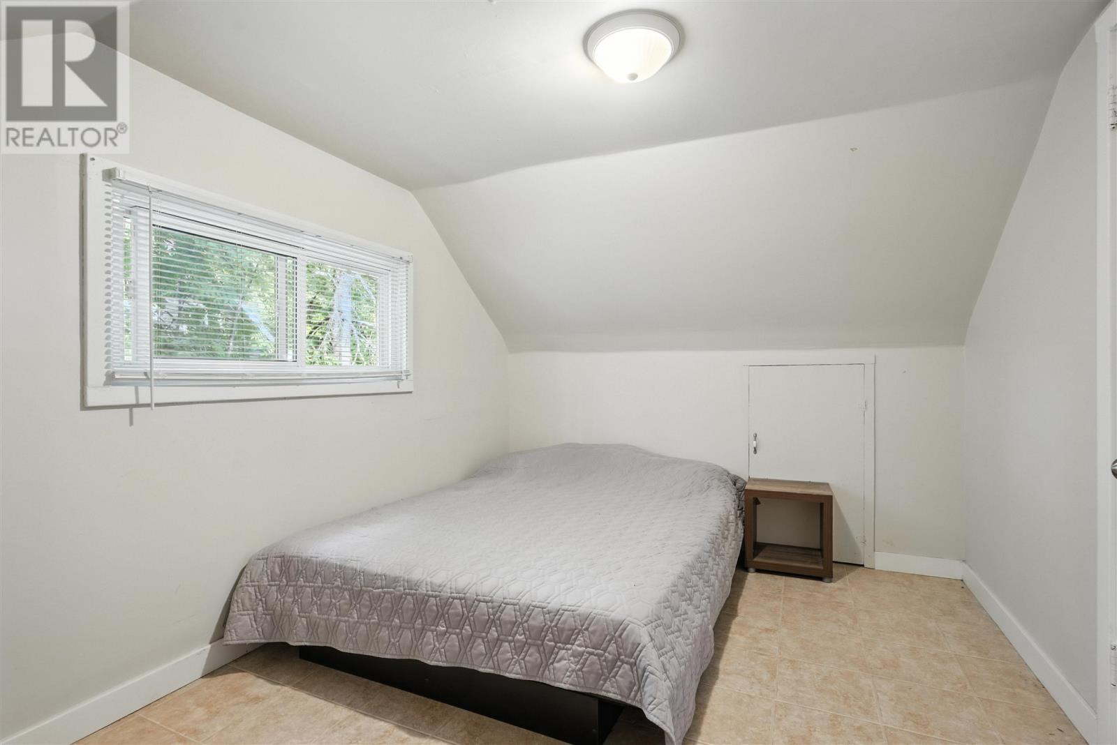 Photo 19 of 142 St Patrick St, Sault Ste Marie ON