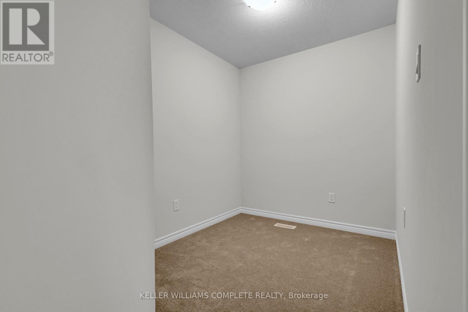 Photo 26 of 147 677 Park Road N, Brantford ON