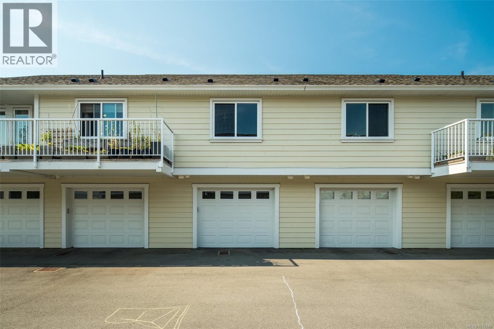 115 2038 Gatewood Road, Sooke