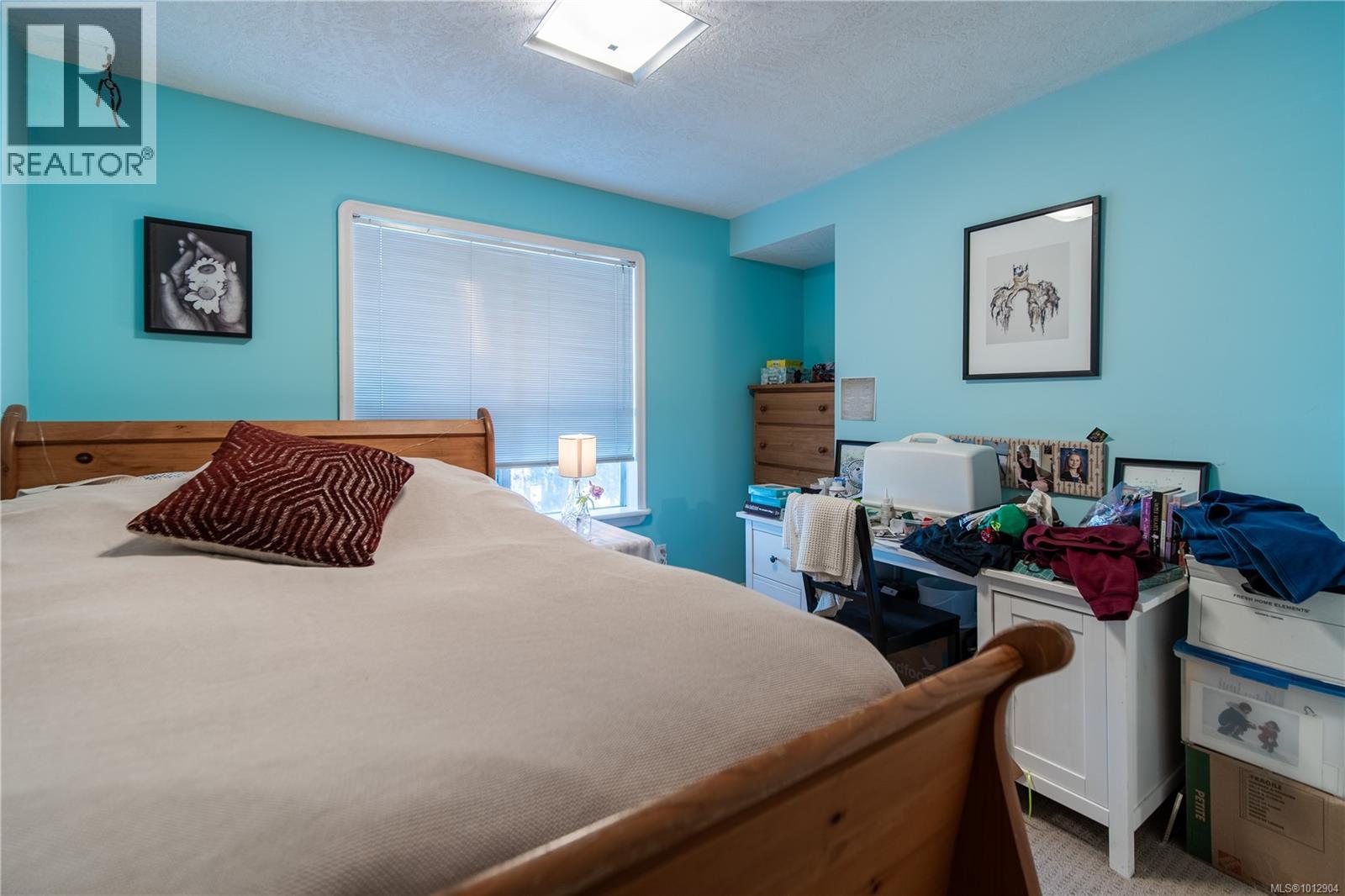304 832 Fisgard Street, Victoria