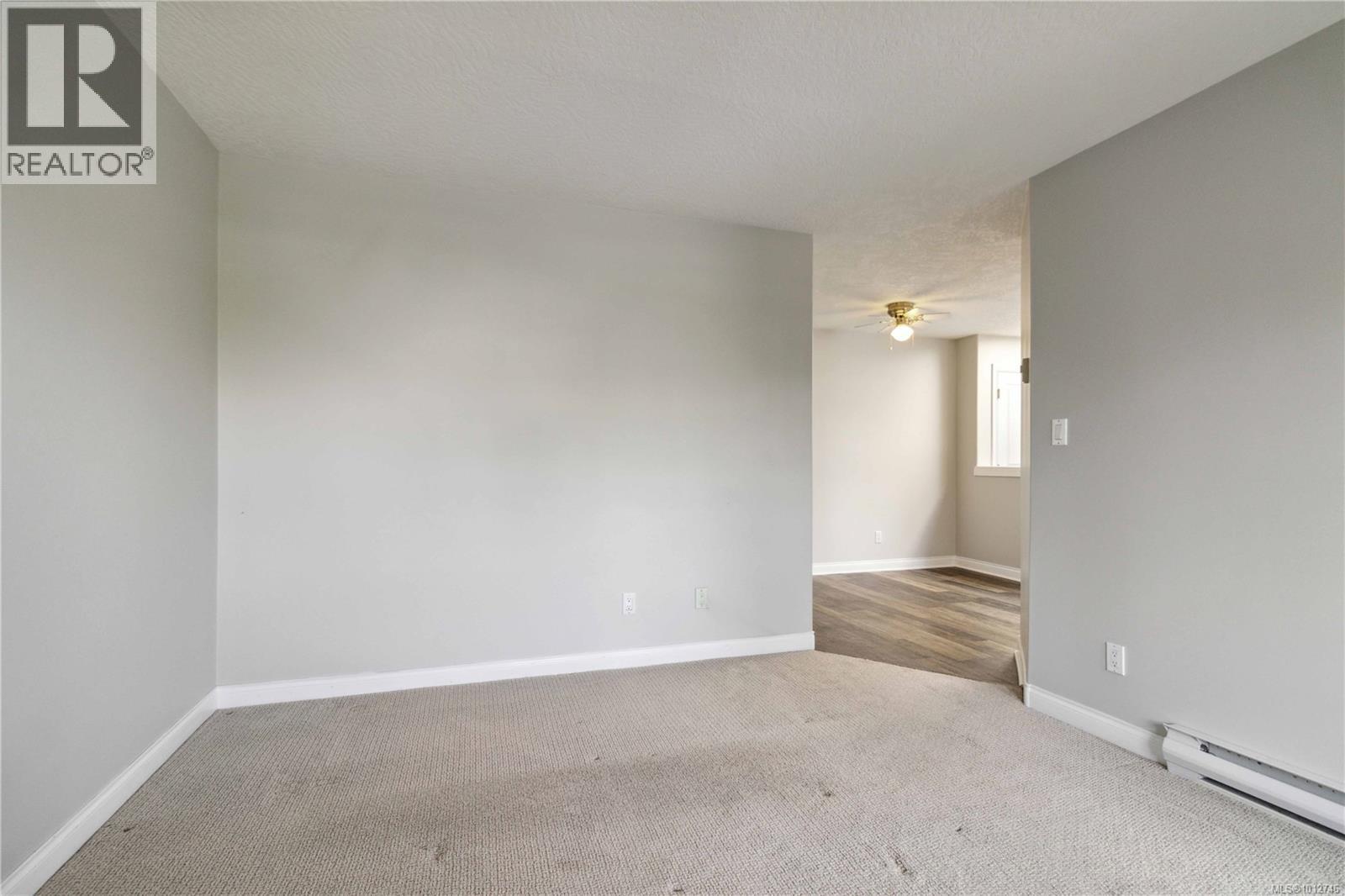Photo 21 of 406 1580 Christmas Ave, Saanich BC