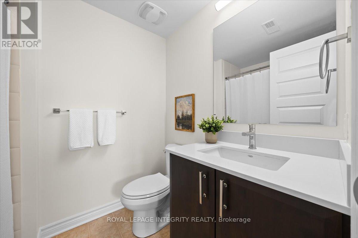 Photo 23 of 732 Lakeridge Drive, Ottawa ON