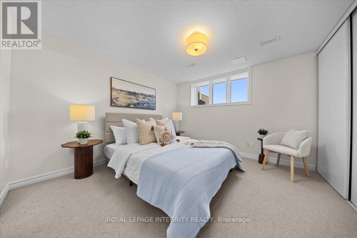 Photo 26 of 732 Lakeridge Drive, Ottawa ON