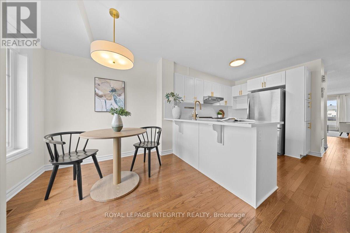 Photo 7 of 732 Lakeridge Drive, Ottawa ON