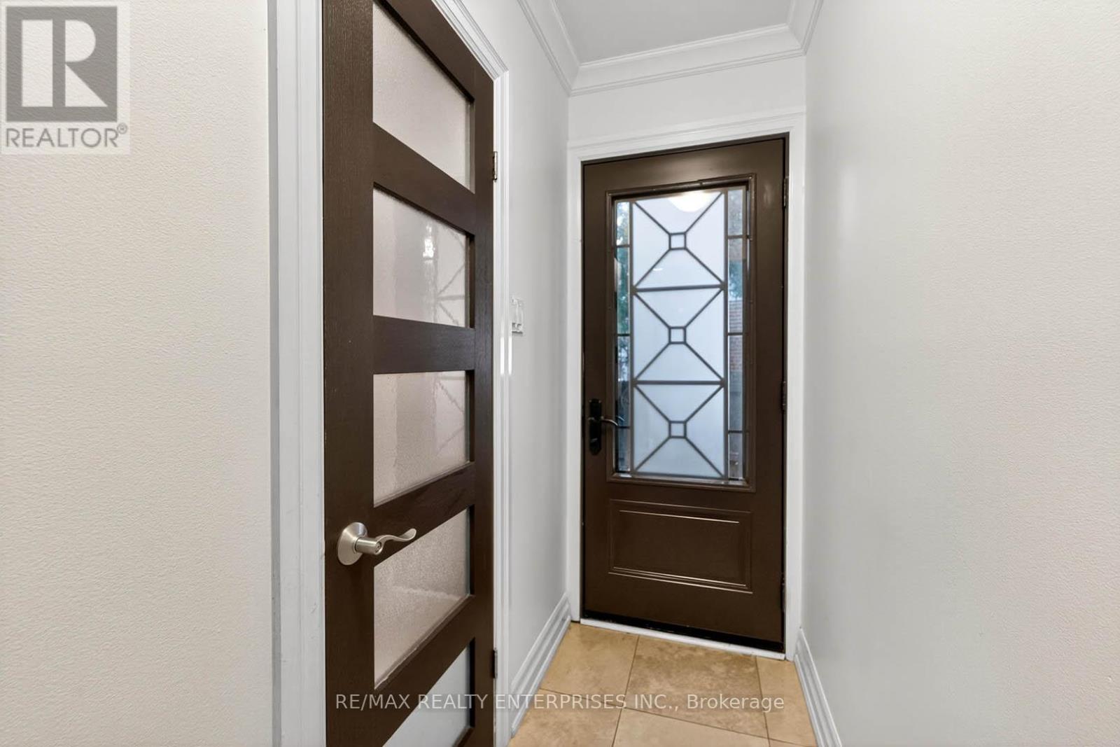 Photo 21 of 2439 Arioso Court, Mississauga ON