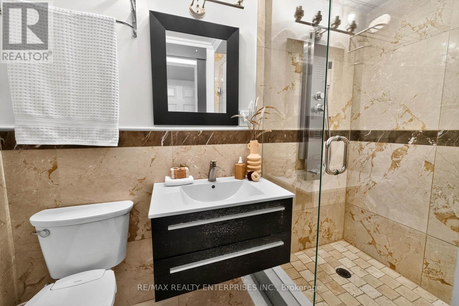Photo 26 of 2439 Arioso Court, Mississauga ON