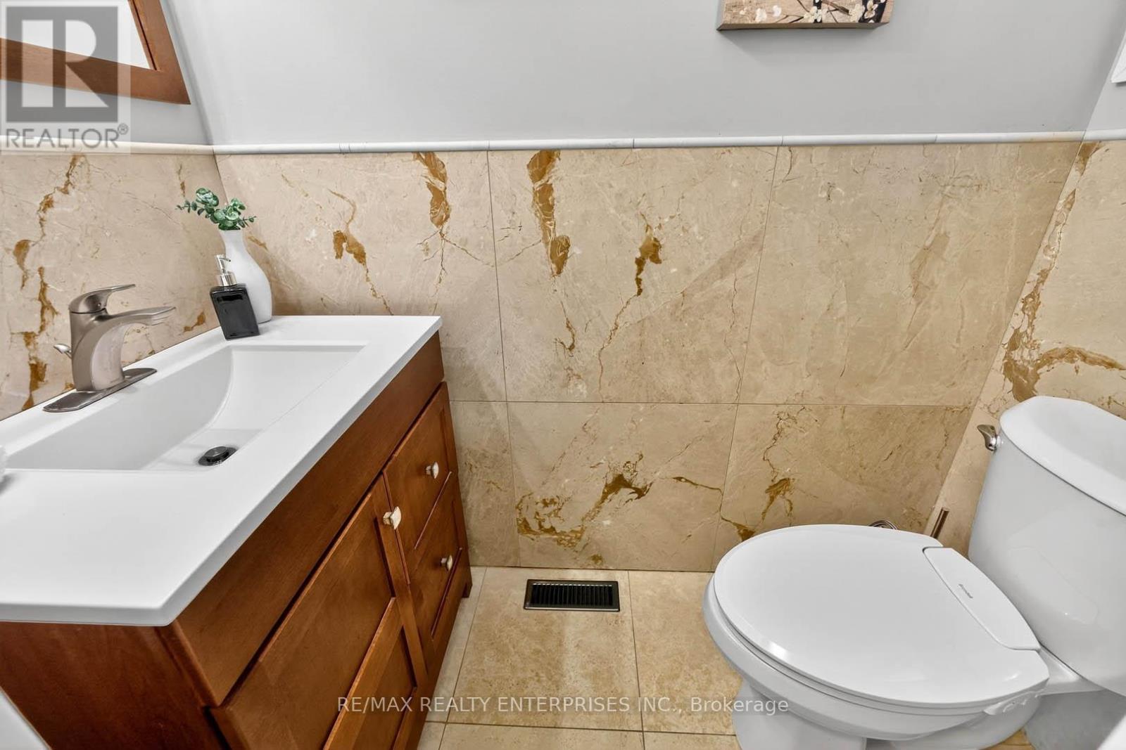 Photo 22 of 2439 Arioso Court, Mississauga ON