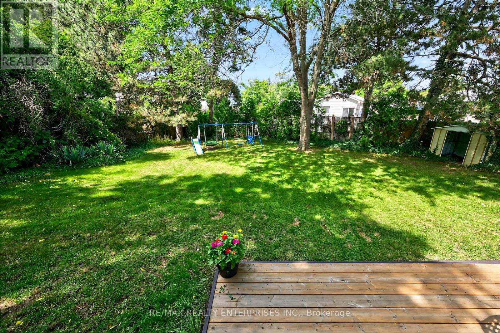 Photo 42 of 2439 Arioso Court, Mississauga ON