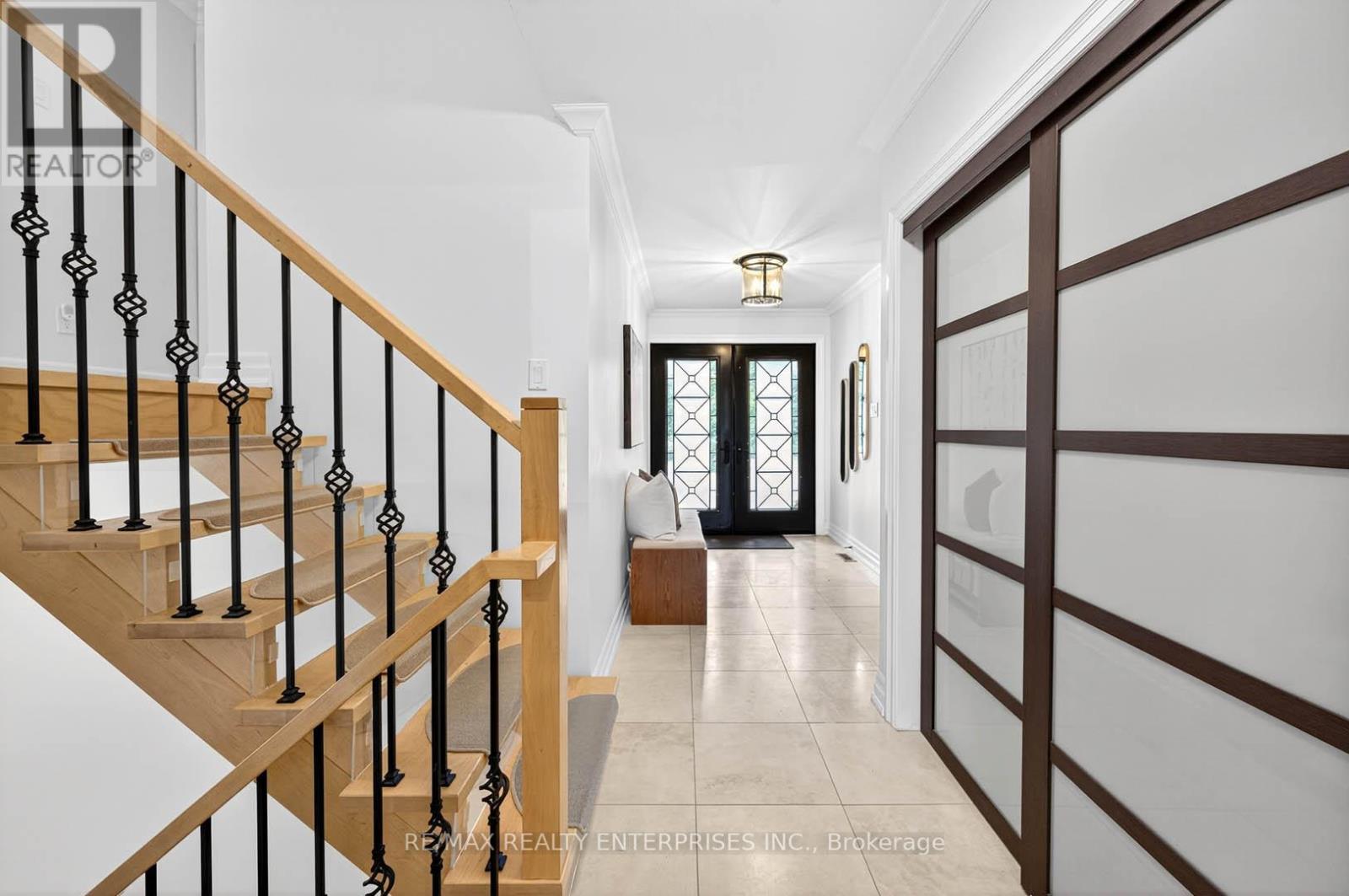 Photo 17 of 2439 Arioso Court, Mississauga ON