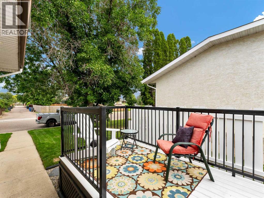 Photo 4 of 48 Strong Avenue Se, Medicine Hat AB