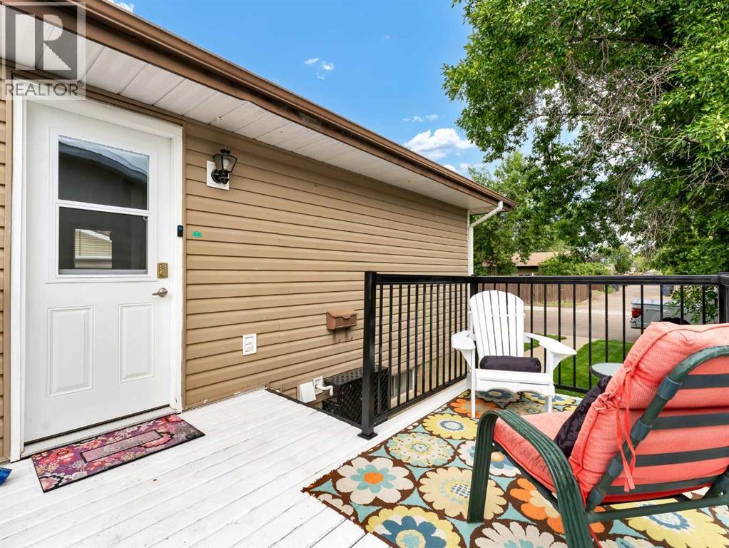 Photo 5 of 48 Strong Avenue Se, Medicine Hat AB