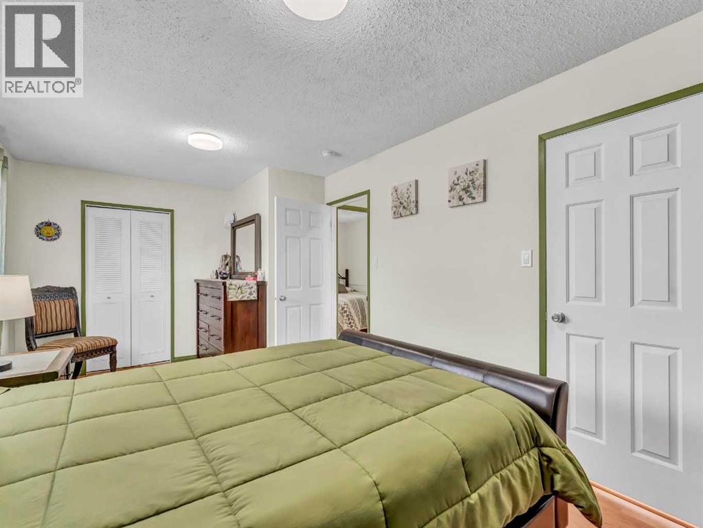 Photo 19 of 48 Strong Avenue Se, Medicine Hat AB