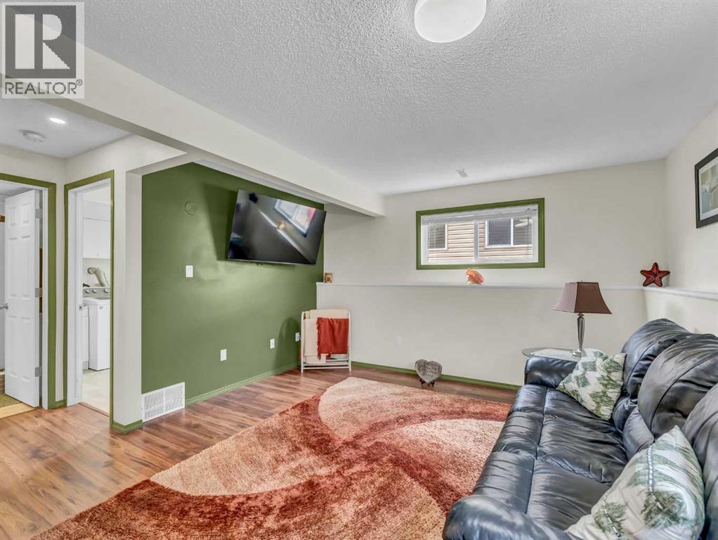 Photo 25 of 48 Strong Avenue Se, Medicine Hat AB