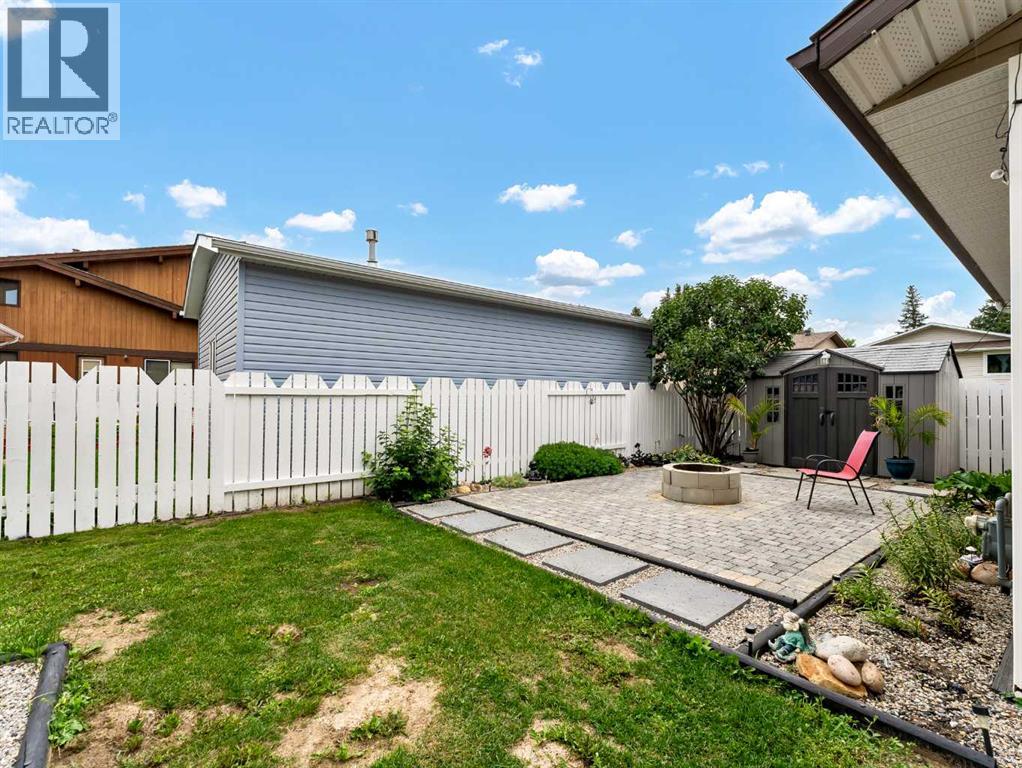 Photo 41 of 48 Strong Avenue Se, Medicine Hat AB