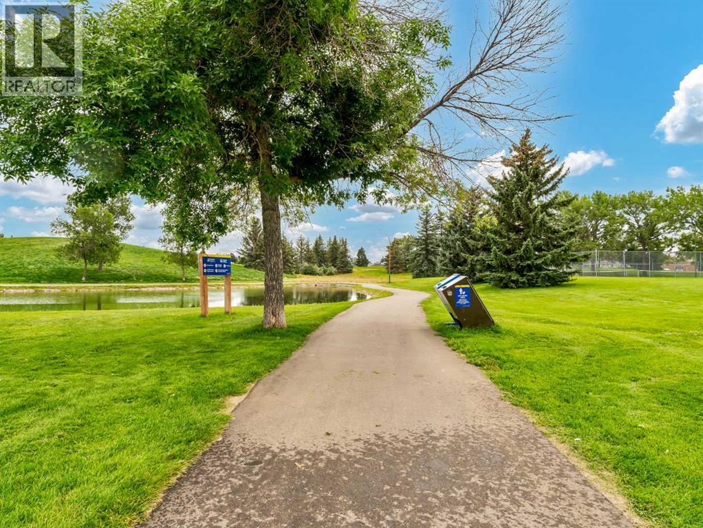 Photo 49 of 48 Strong Avenue Se, Medicine Hat AB