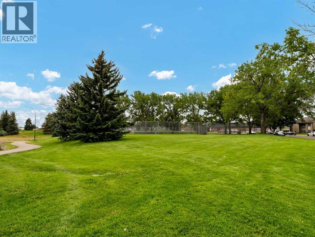 Photo 50 of 48 Strong Avenue Se, Medicine Hat AB