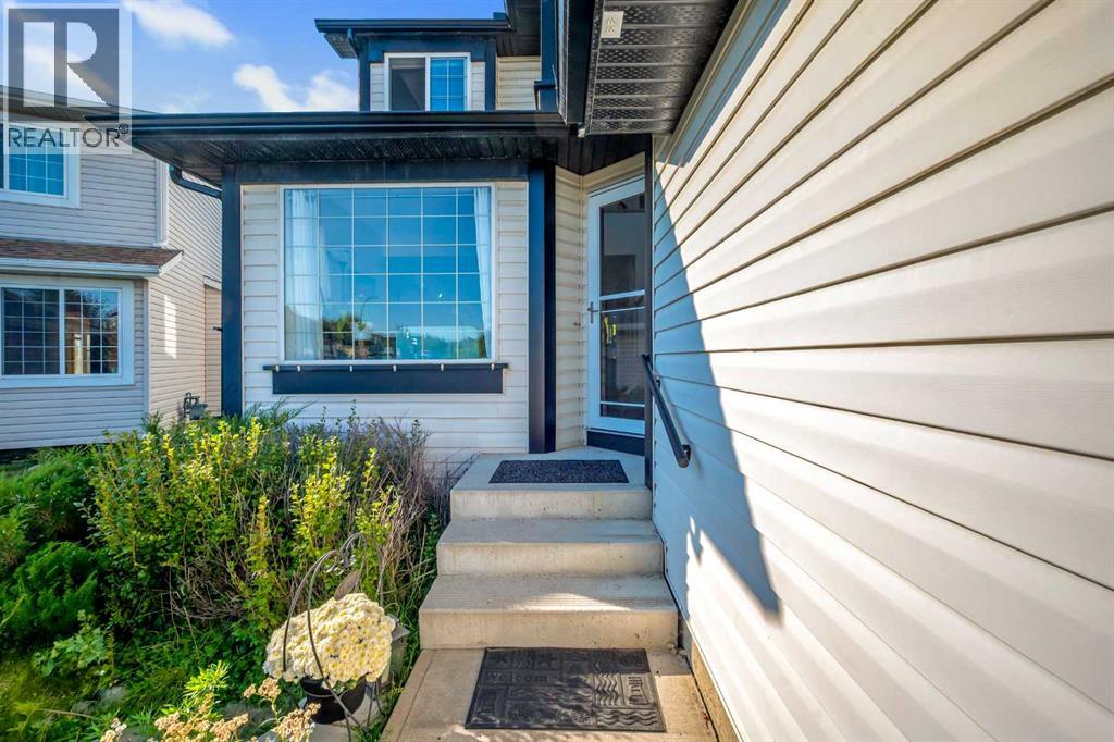 Photo 2 of 198 Panorama Hills Close Nw, Calgary AB