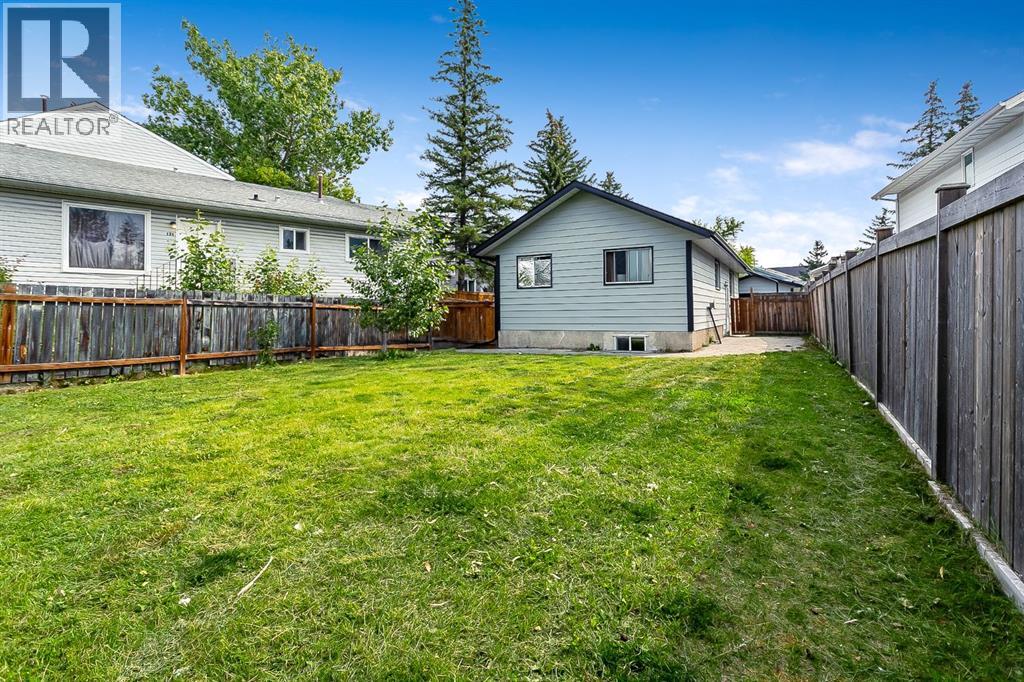 Photo 43 of 39 Edgeburn Crescent Nw, Calgary AB