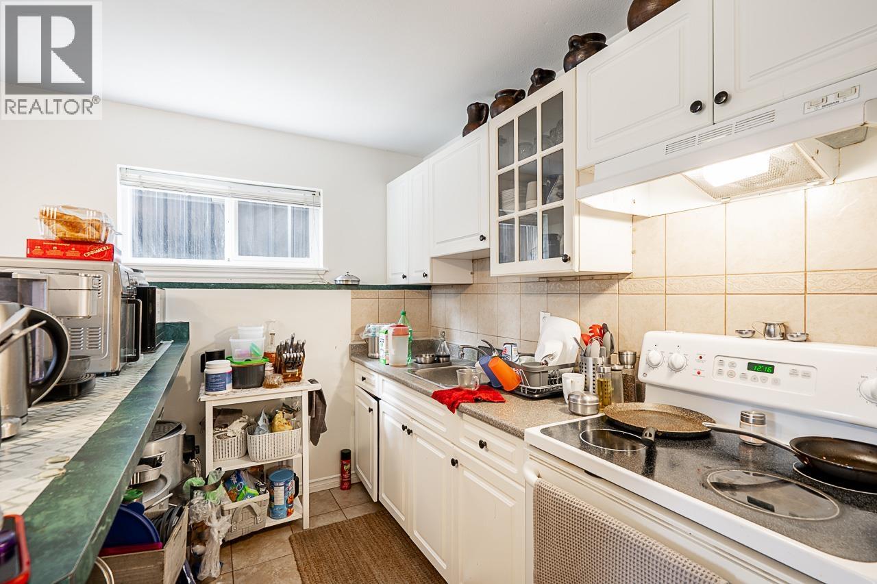Photo 24 of 7936 Edmonds Street, Burnaby BC
