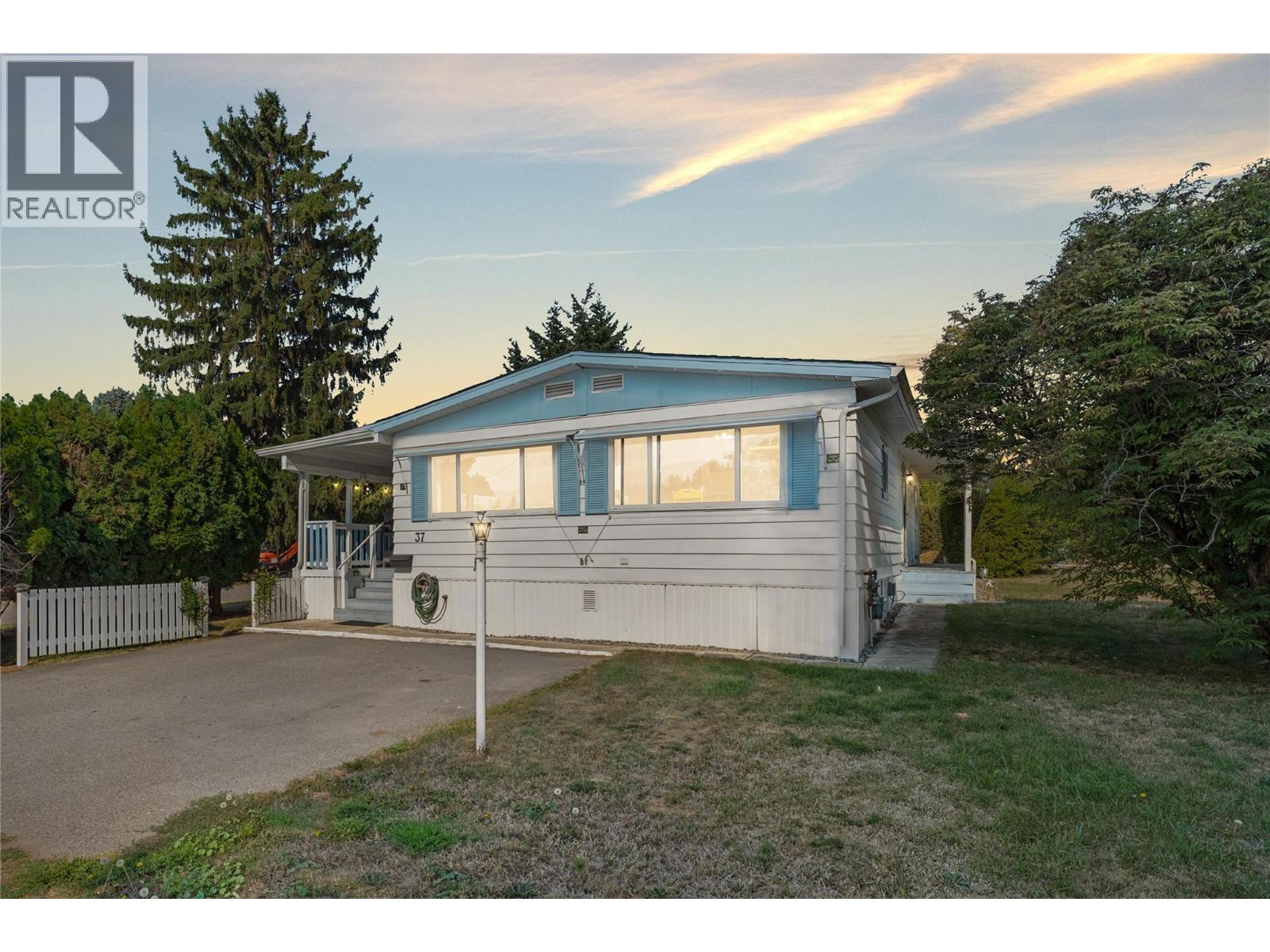 37 1881 Boucherie Road, West Kelowna