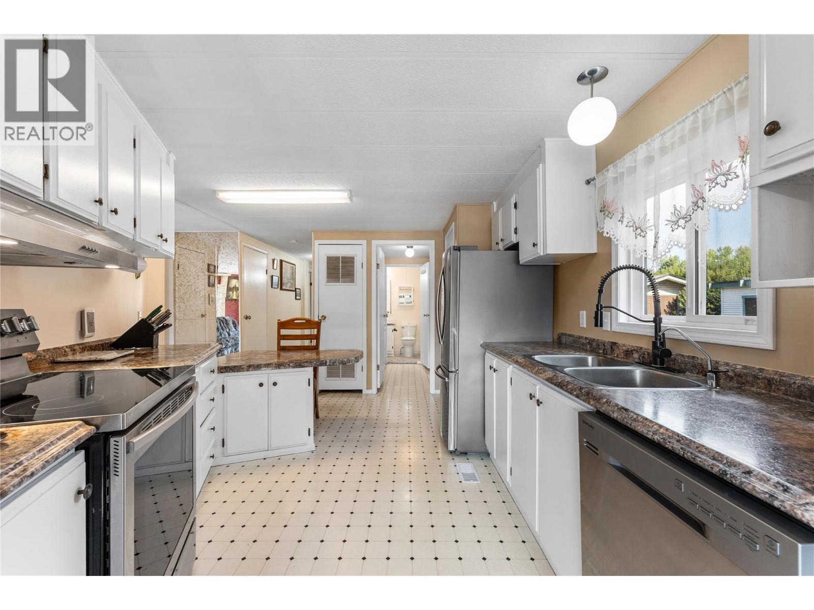 37 1881 Boucherie Road, West Kelowna