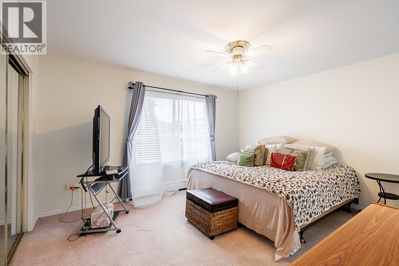 Photo 13 of 7936 Edmonds Street, Burnaby BC