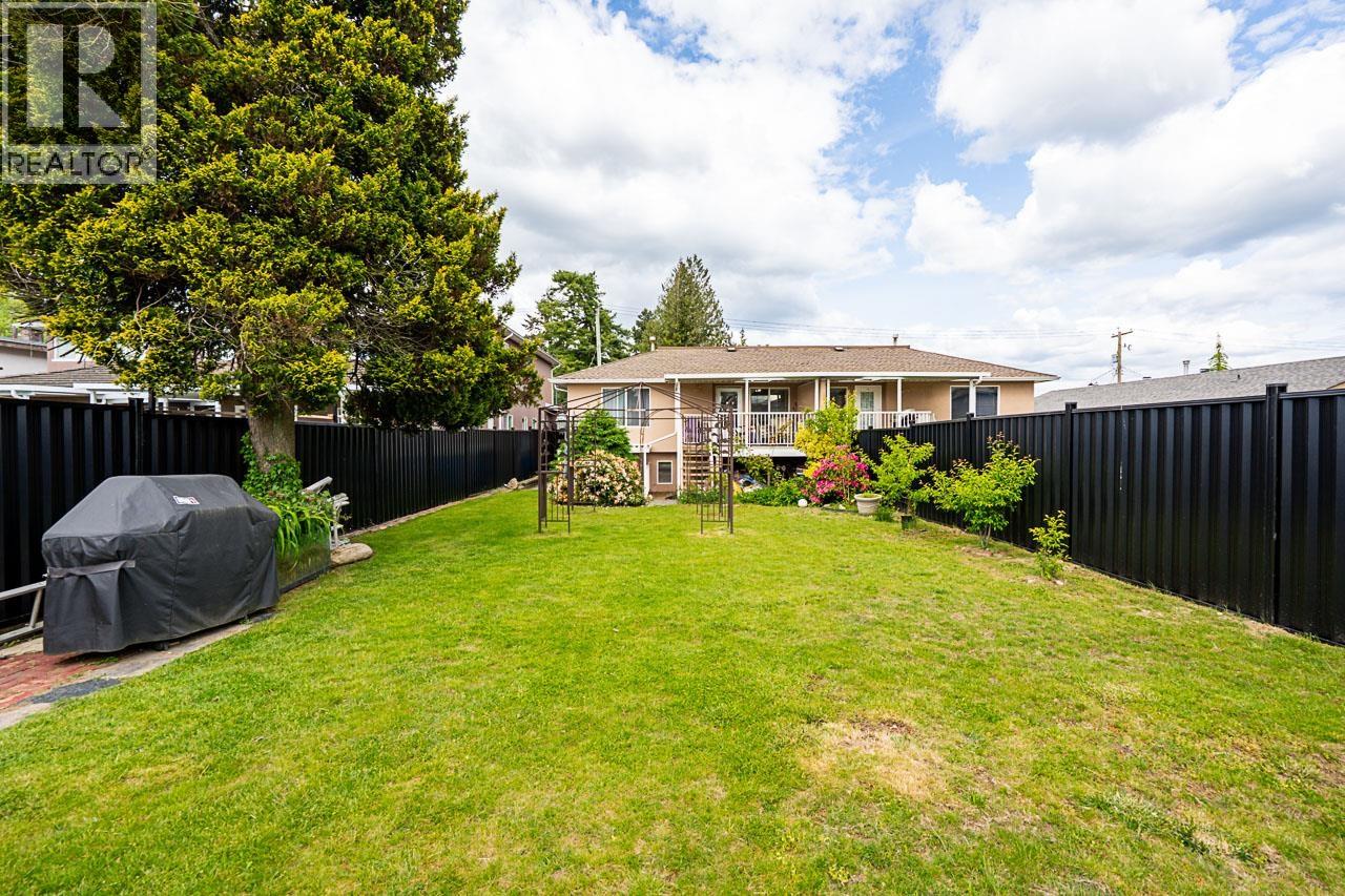 Photo 31 of 7936 Edmonds Street, Burnaby BC