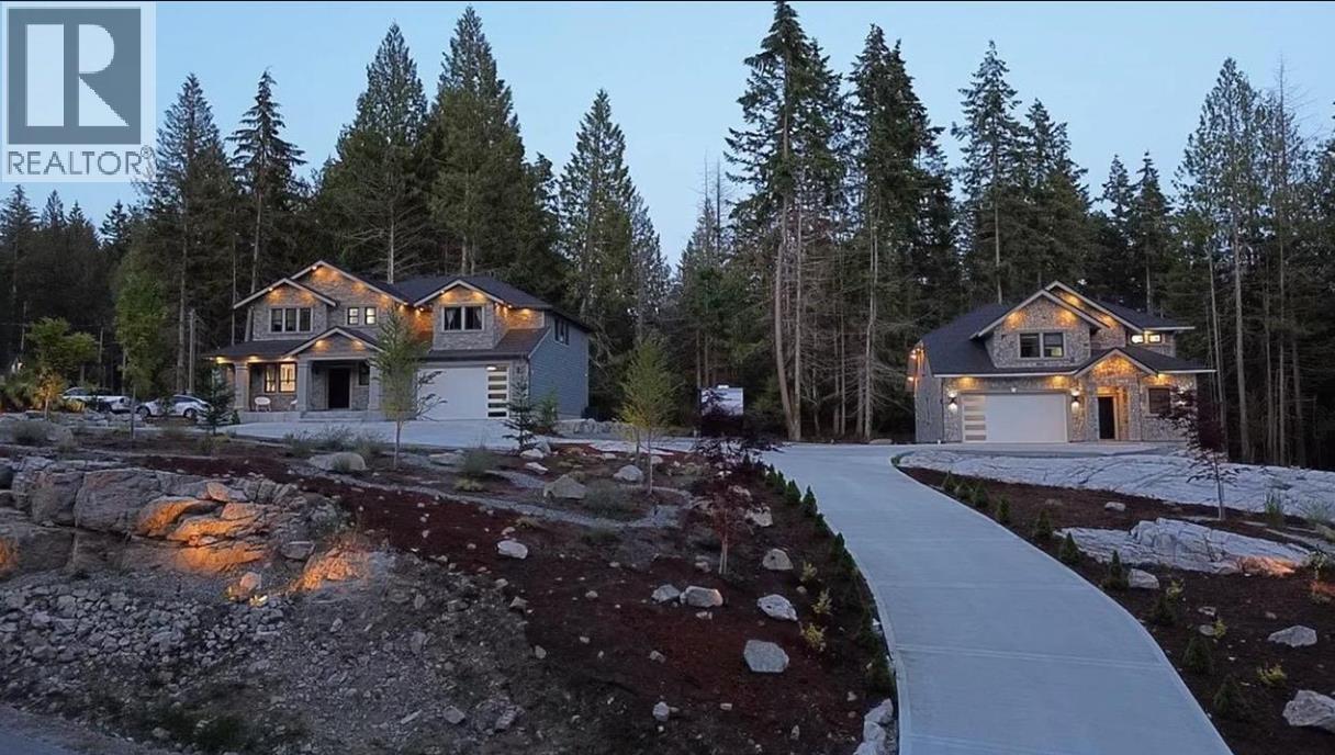 1102 LARGO ROAD, Roberts Creek
