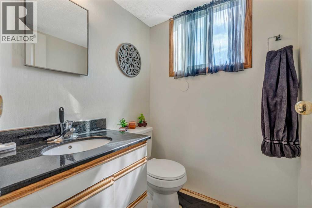 Photo 13 of 4771 Rundlehorn Drive Ne, Calgary AB