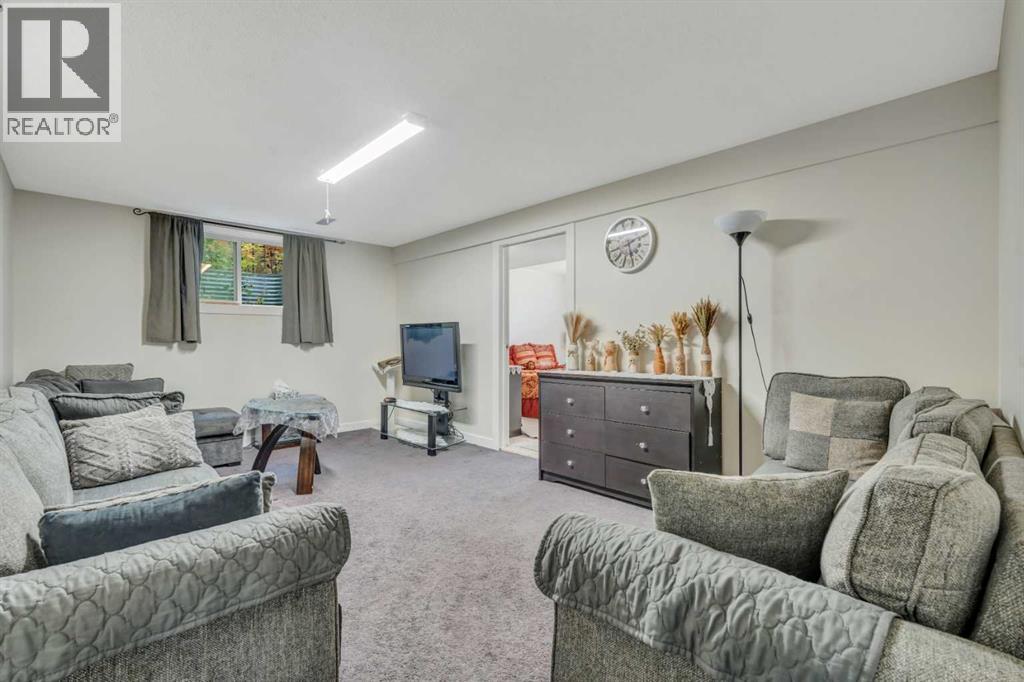 Photo 15 of 4771 Rundlehorn Drive Ne, Calgary AB