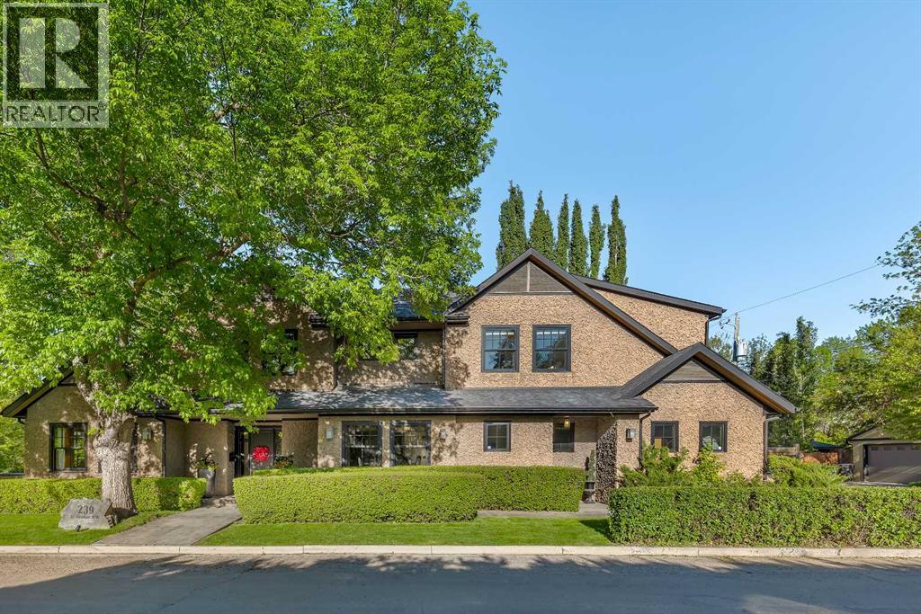 Photo 1 of 239 37 Avenue Sw, Calgary AB