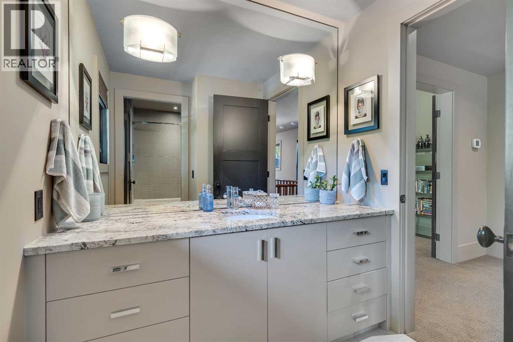 Photo 17 of 239 37 Avenue Sw, Calgary AB