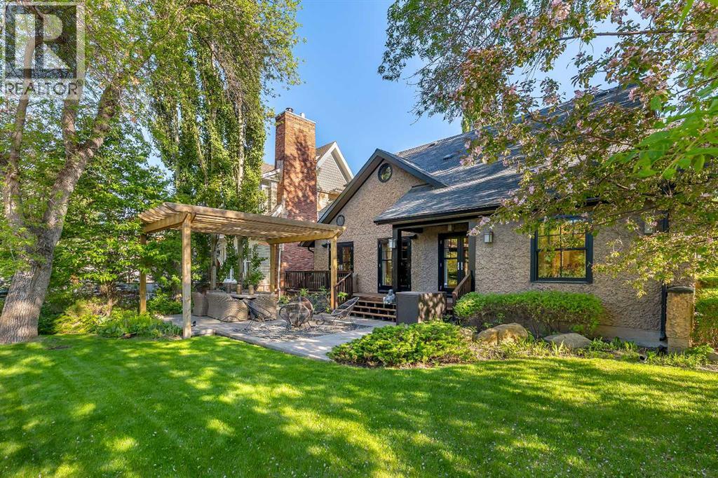 Photo 21 of 239 37 Avenue Sw, Calgary AB